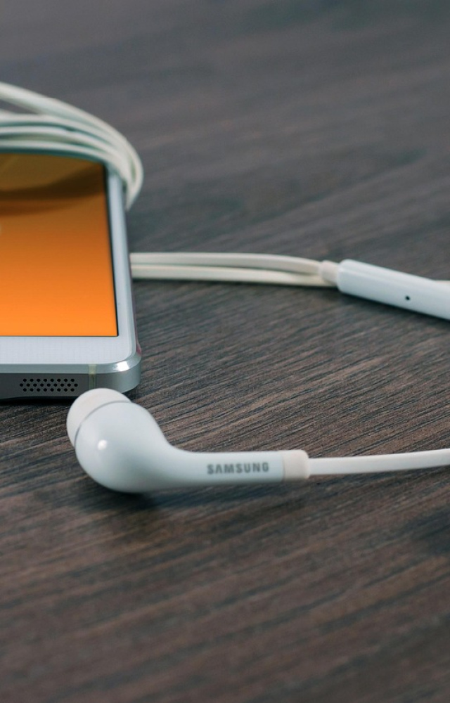 Wireless Bluetooth Earbuds